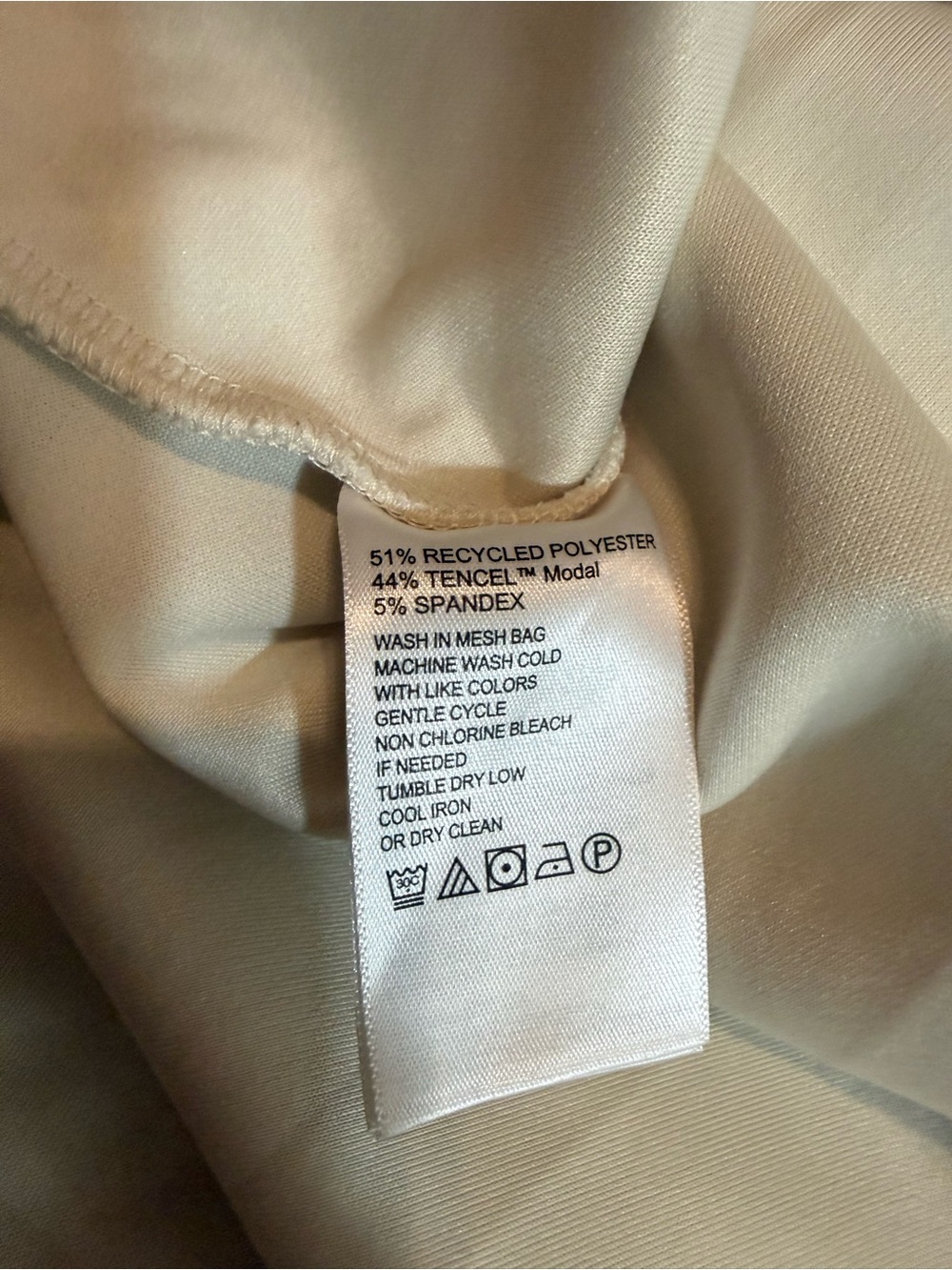 Tommy Bahama Women’s S/P White Collared Long Sleeve Pullover Top - Picture 7 of 7